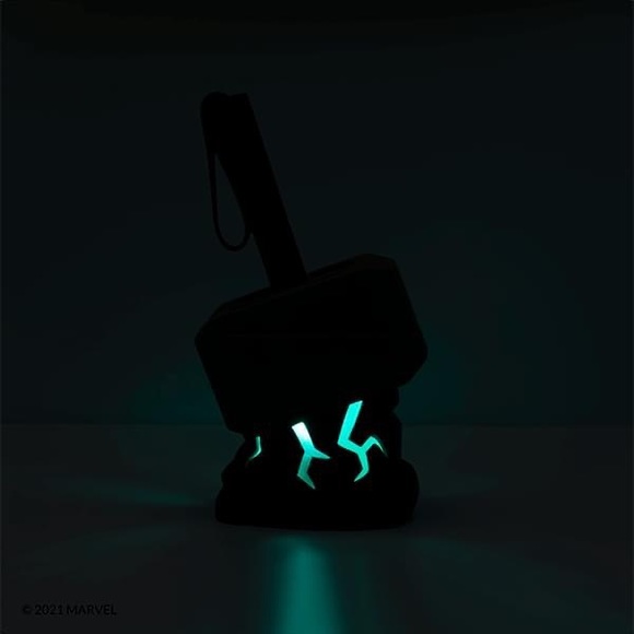 Marvel Heroes Bundle:Thor's Hammer Scentsy Warmer & GrootScentsy Buddy+Scent Pak - Picture 2 of 6